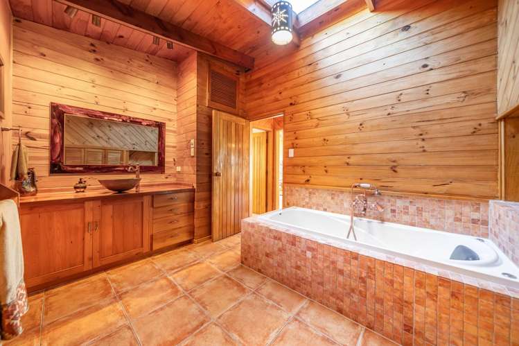 99 Motuhara Road Plimmerton_19