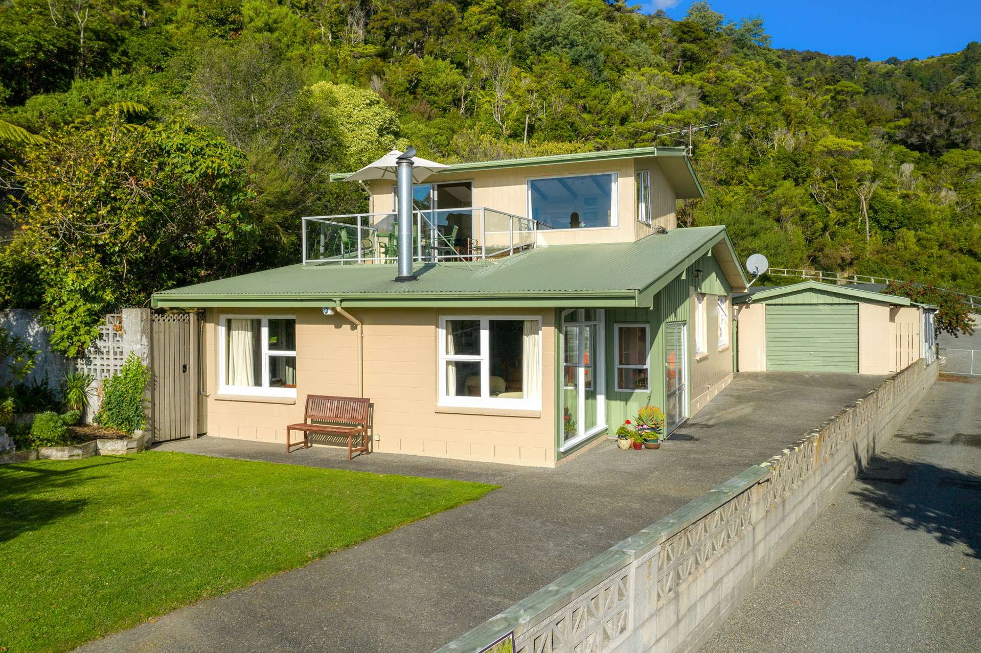 27 Seaview Crescent Picton_0