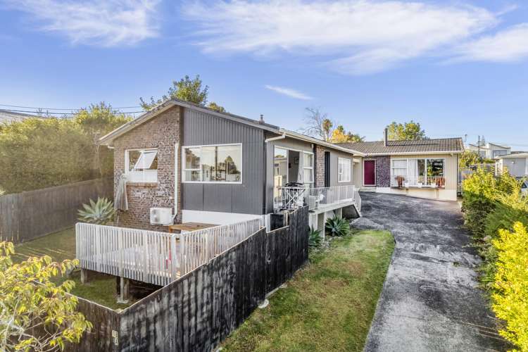 1/18A Sherwood Avenue Te Atatu South_1