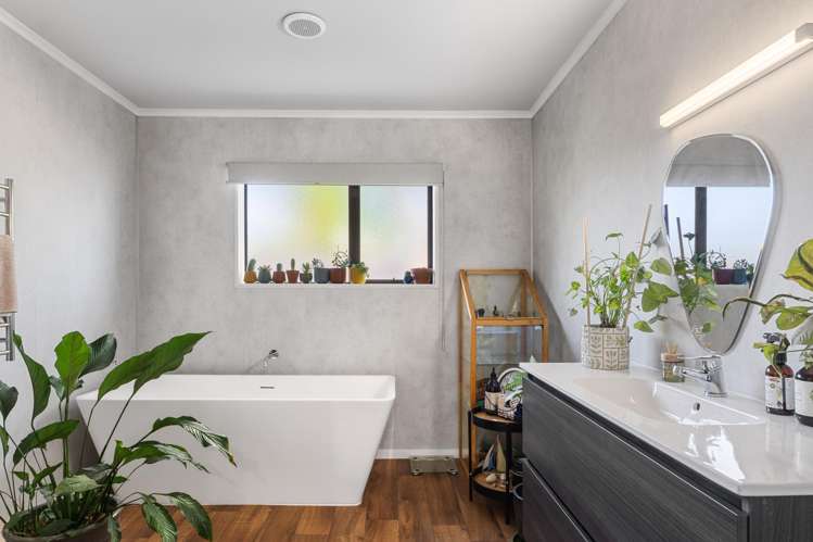 712 Aberdeen Road Te Hapara_11