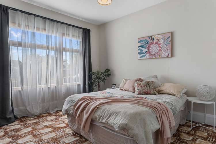 24 Chrystal Street Richmond_16