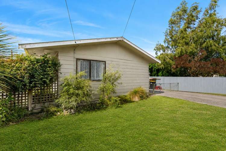 73 Roberts Road Masterton_13
