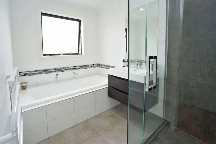 66 Cumberland Drive 2743_8