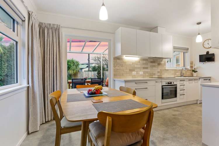 89 Gloria Avenue Te Atatu Peninsula_6