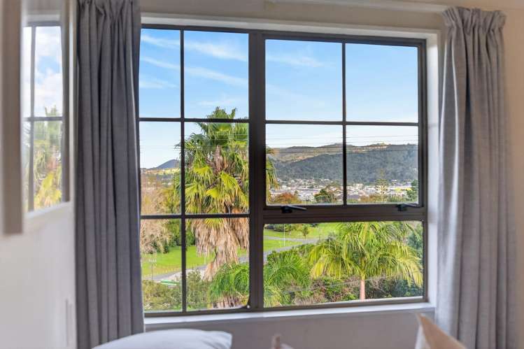 2 Memorial Drive Parahaki_20