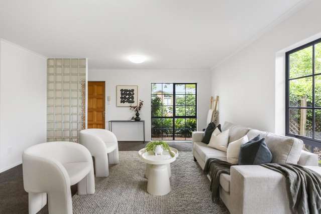 40 Cottesmore Place Huntington Park_1