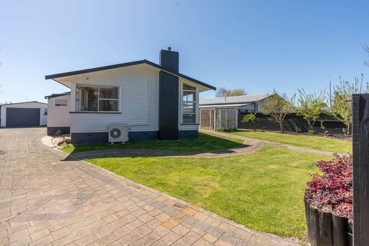 76 Saxbys Road Deanwell_22