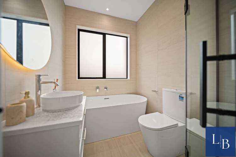 38 Furlough Road Opaheke_18