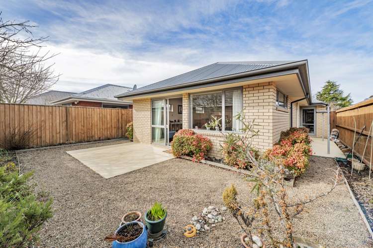 16 Venerable Terrace Yaldhurst_21