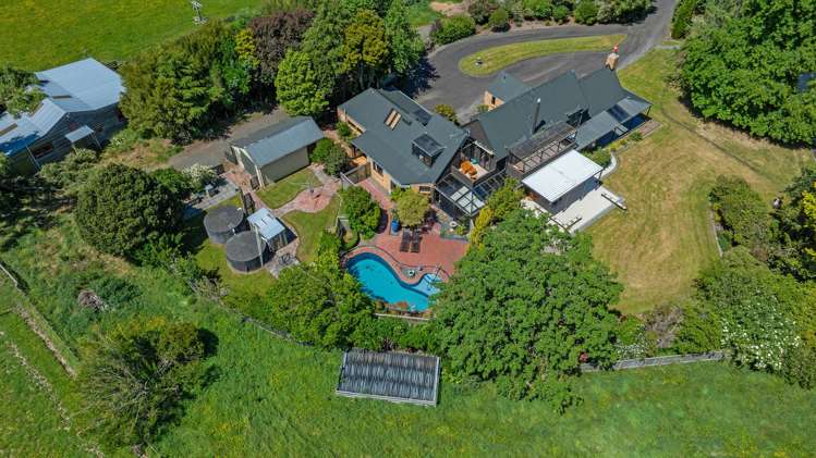 323 Reid Line East Colyton_55