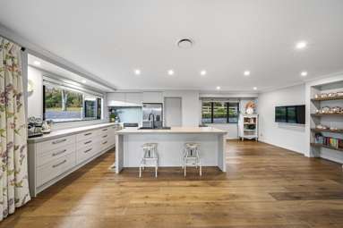 1A Macks Road_4