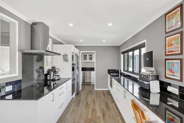 7 Centre Crescent Wanaka_2