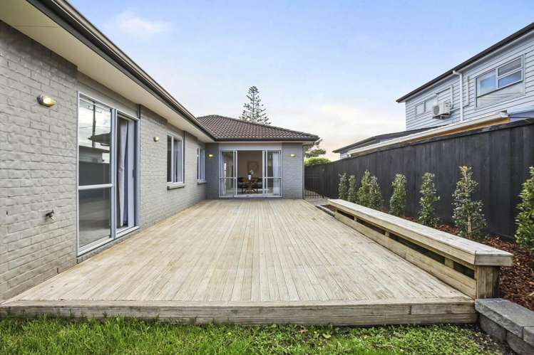 108 Simpson Road Henderson Heights_29