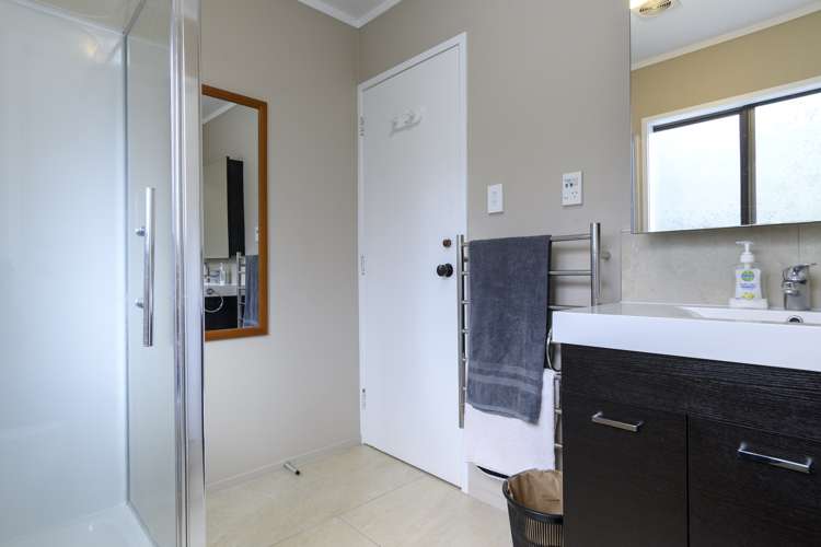 16 Westwood Street Bellevue_19