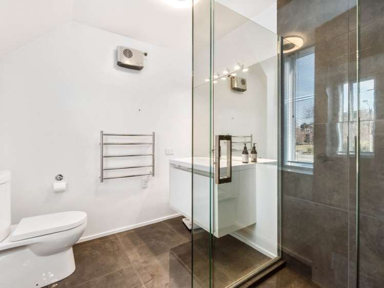 2 Waimana Place Wanaka_11