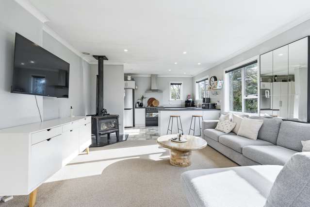 1870 Egmont Road Kaimiro_4