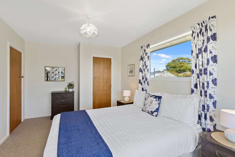 16 Wimborne Crescent Aranui_10