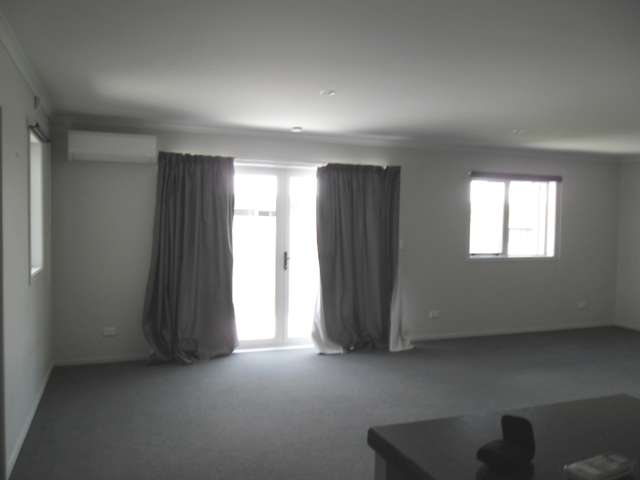 16 Queens Park Crescent Frankton_2