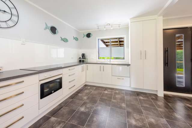 34 Guy Street Waipawa_3