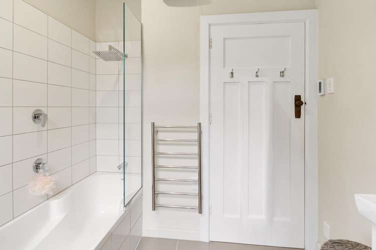 7 June Street Highfield_11