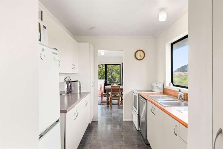 19 Colenso Place ōtaki Beach_10