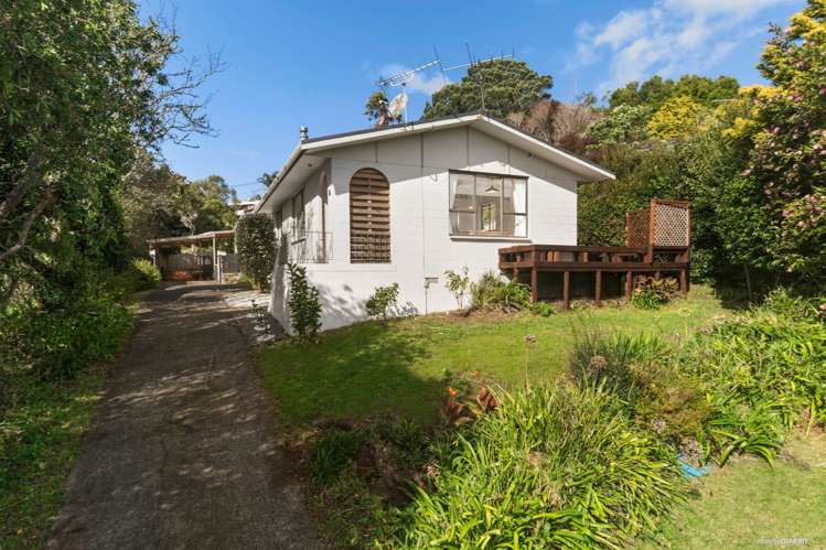 1/7 Leigh Terrace Glenfield_7