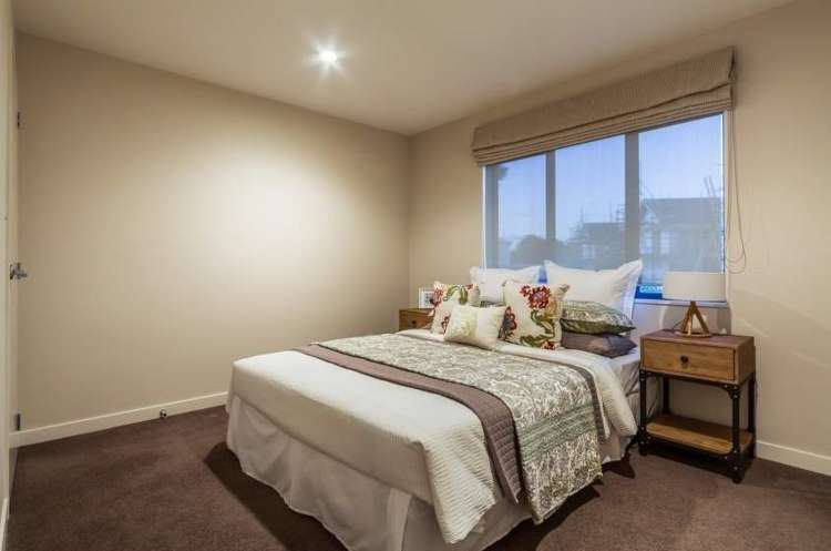 57 Oakley Avenue Waterview_10