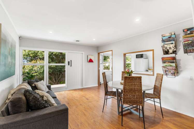 94 Lauderdale Road Birkdale_6