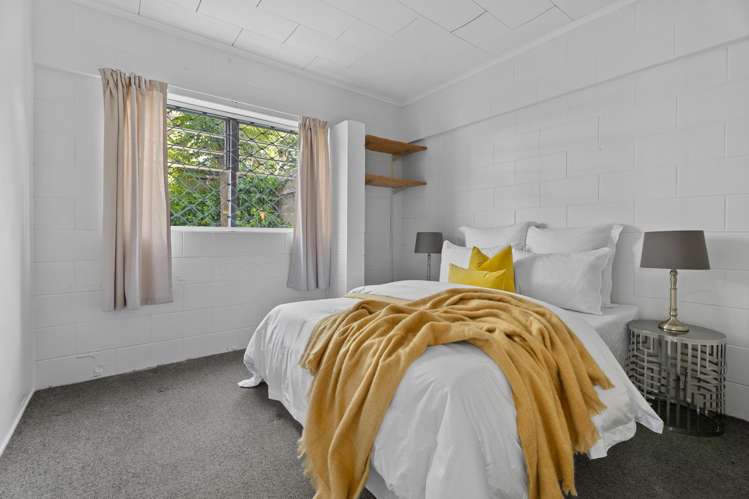 2/2A Arundel Street Hillsborough_10