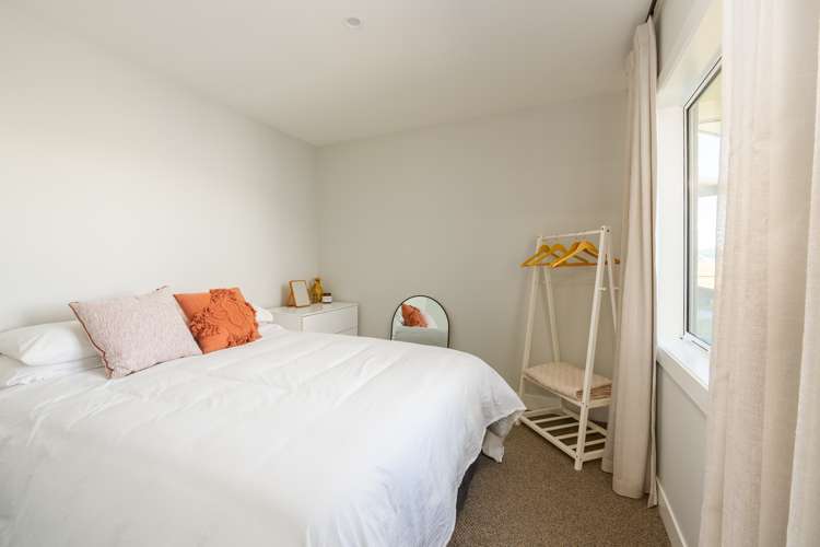 2 Olsen Place Kinloch_21