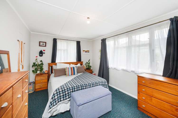 3 Collins Crescent Feilding_5