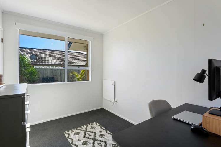 103 Main Highway Otaki_13