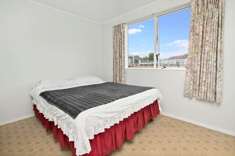 25 Etherton Drive Manurewa_5