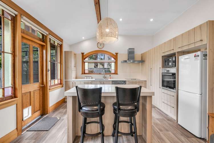 54 Earnslaw Street Avenal_14