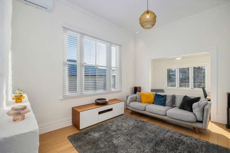 34 Lawrence Street 1685_1