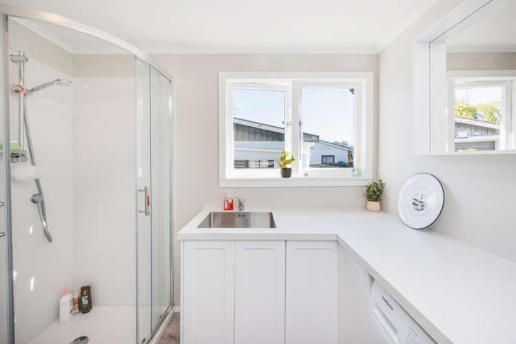 22 Matipo Street Takaro_25