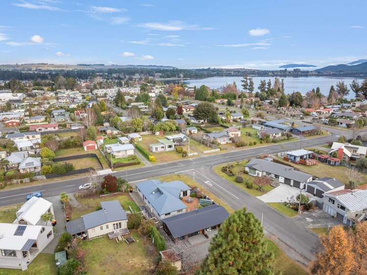 21 Matai Street Te Anau_24