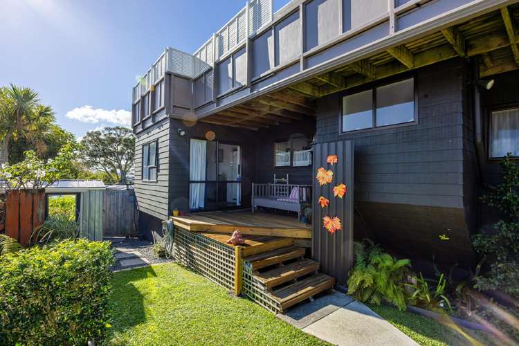 11 Mera Road Algies Bay_18