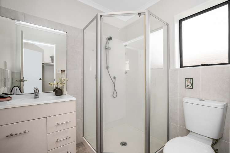 12 Burtons Drive Swanson_9