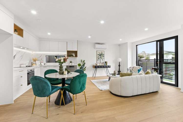 38A-38E Reelick Avenue Pakuranga Heights_6
