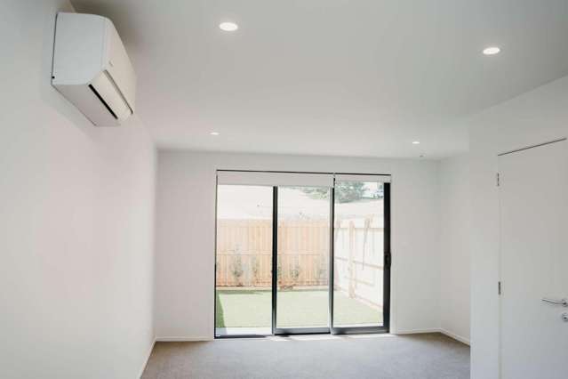 18/694-696 Whangaparaoa Road Stanmore Bay_3