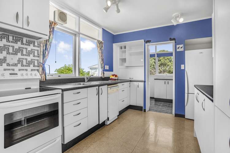 36 Dowse Drive Maungaraki_6