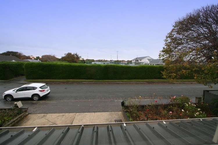 62 Park Street Gladstone_15