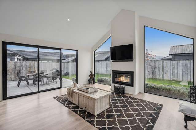 16 Leicester Street Jacks Point_2