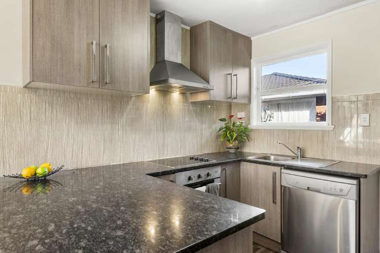4/5 Lynton Road Mount Wellington_6