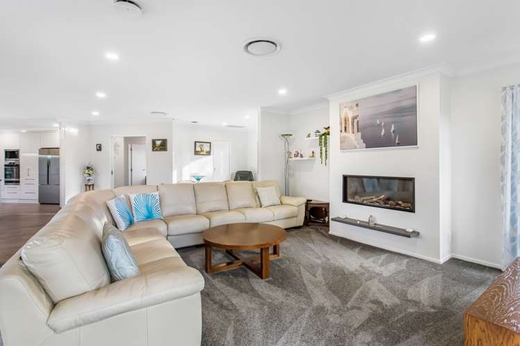 5 Moss Crescent Takanini_12