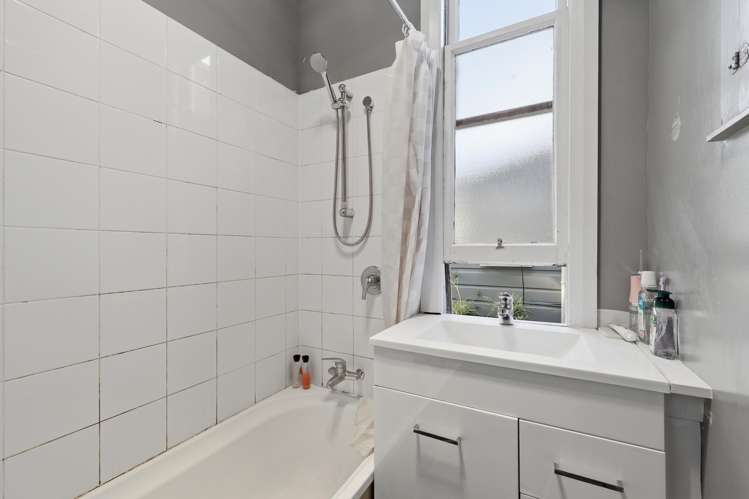 8 Morrison Street Caversham_11