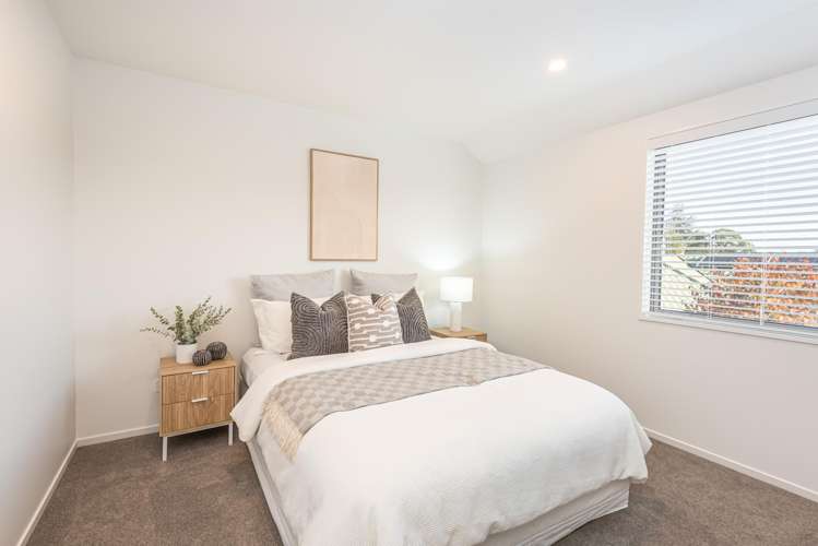 4/6 Strauss Place Somerfield_11