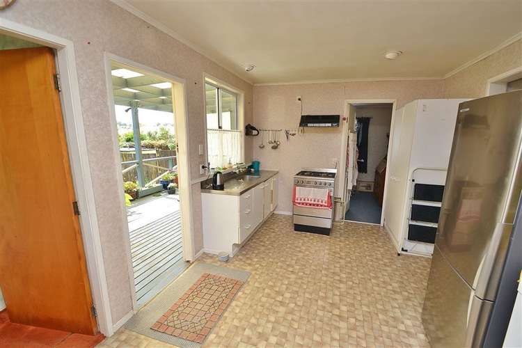 42 Gardner Avenue New Lynn_10