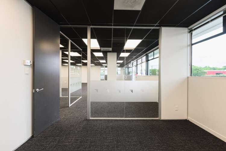 58 Hazeldean Road Addington_10